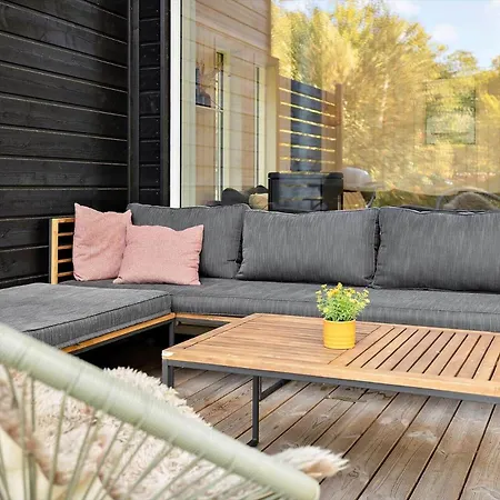 6757 - Skovtoften 16 Semesterbostad *