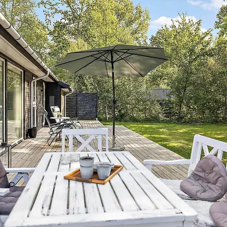 6757 - Skovtoften 16 Semesterbostad Hasle