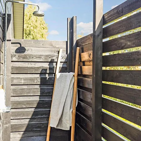 6757 - Skovtoften 16 *