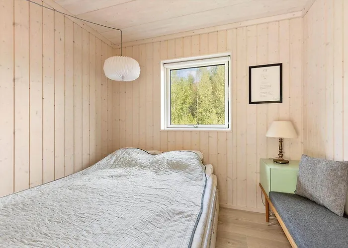 6757 - Skovtoften 16 *