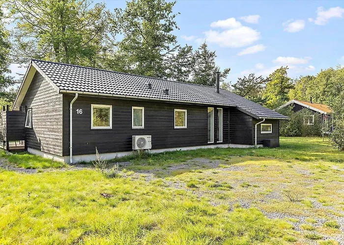 6757 - Skovtoften 16